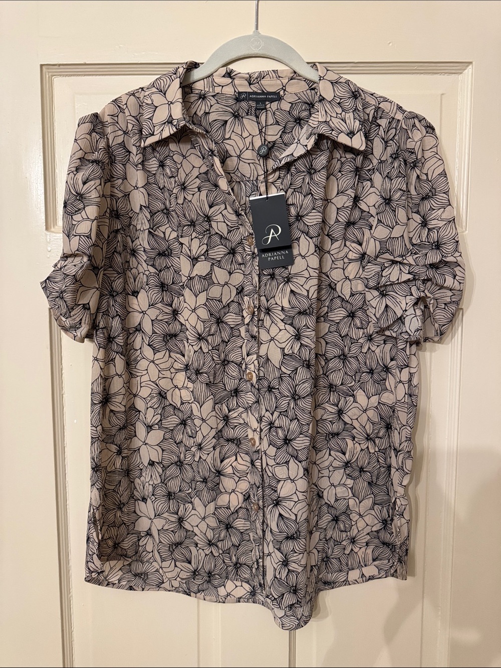 Adrianna Papell Beige and Black Floral Short-Sleeve Button-Down Shirt
